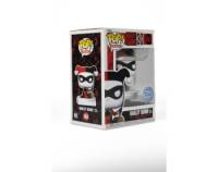 Harley Quinn With Cards - DC Harley Quinn 30 Anniversary Pop! Vinyl
